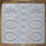12 cavity Leaf  New mould min qty.12pcs..PE.
