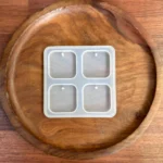 4pcs keychain Square mould min qty12pcs..Po.