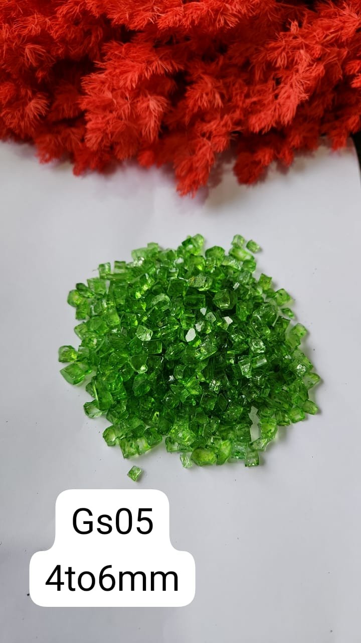 WhatsApp Image 2024-10-19 at 3.08.45 PM (2) GLASS STONE LIGHT GREEN 4 to 6mm QTY- MIN 5KG - Image 1