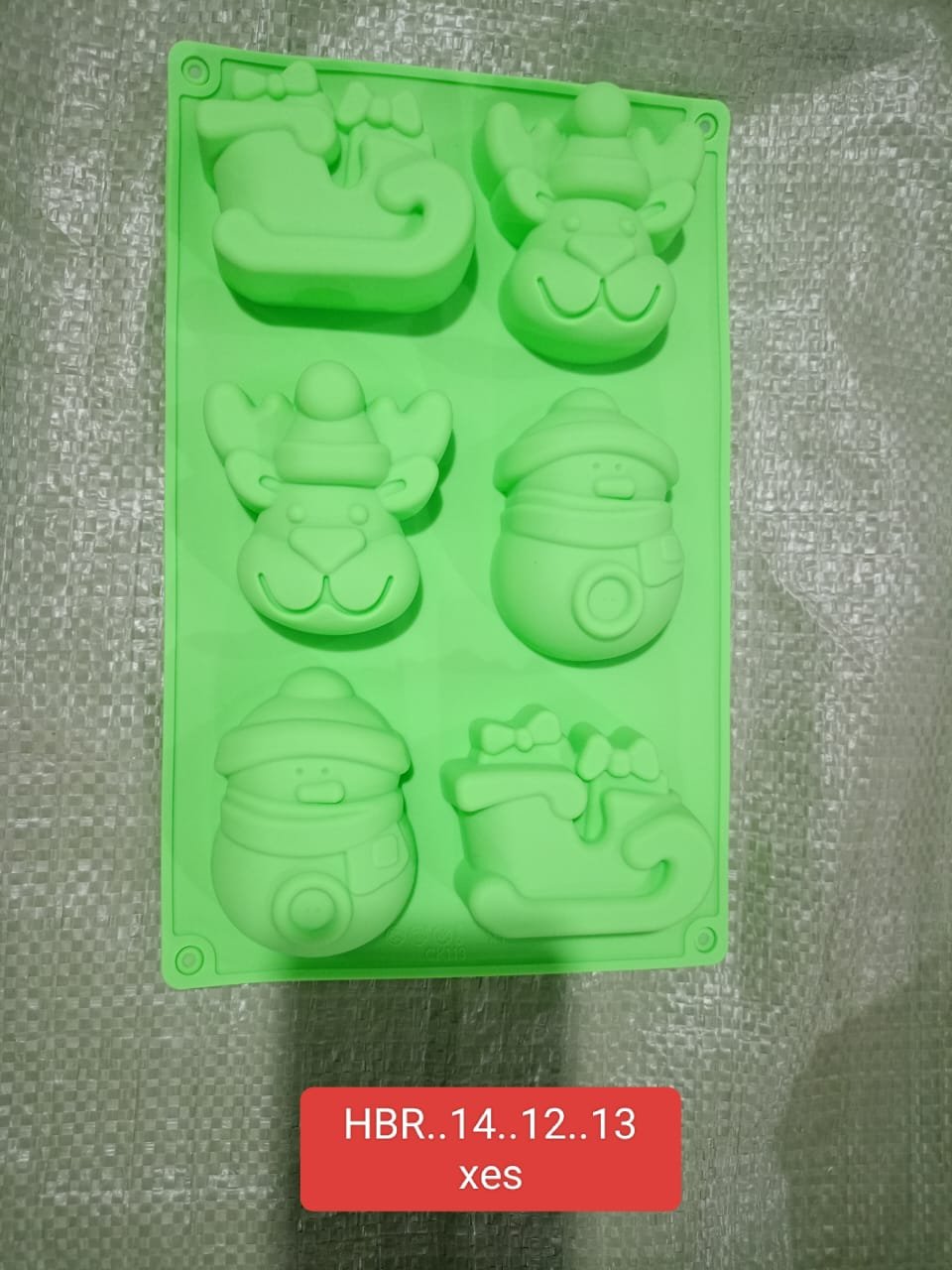 HBR35A-10 HBR35A-12 6 Cavity Chrishmas mould - Image 1