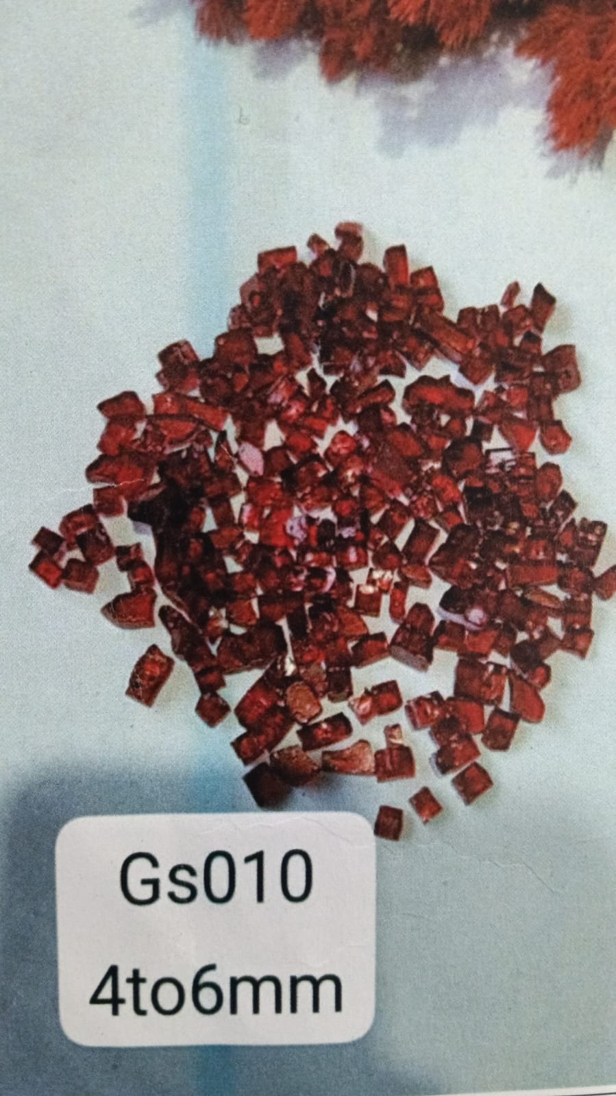 WhatsApp Image 2024-11-25 at 5.03.32 PM Glass stone Red 4 to 6mm 1 kg bag - Image 1