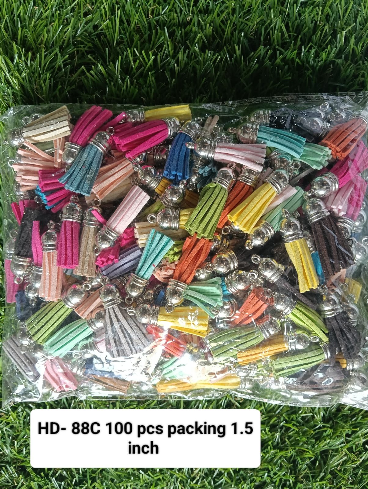 WhatsApp Image 2025-08-06 at 2.09.23 PM leather tussle 100 pcs pkt silver cap 1.5 inch - Image 1