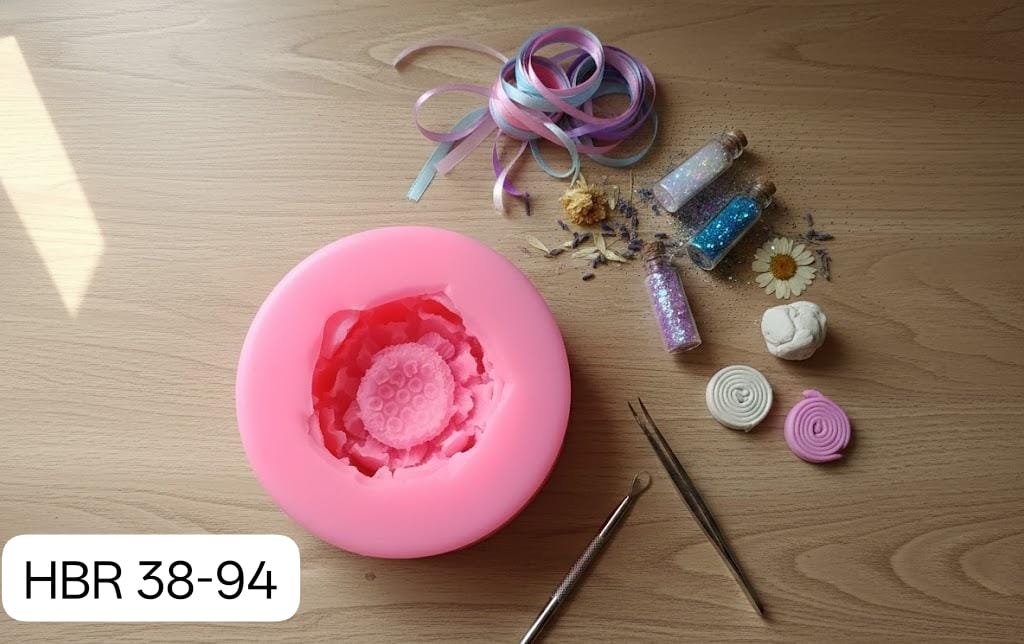 WhatsApp Image 2026-01-28 at 1.13.00 PM (1) flower pink mould 223 grm - Image 1