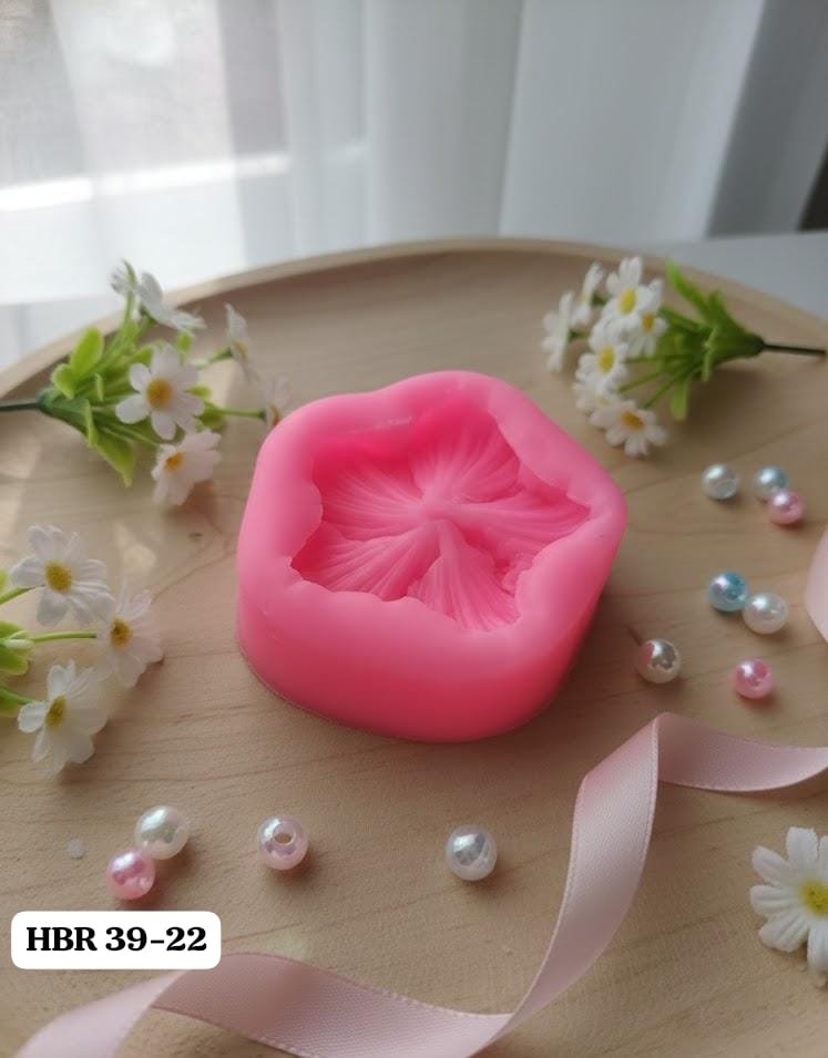 WhatsApp Image 2026-01-29 at 11.51.17 AM flower mould17 grm - Image 1